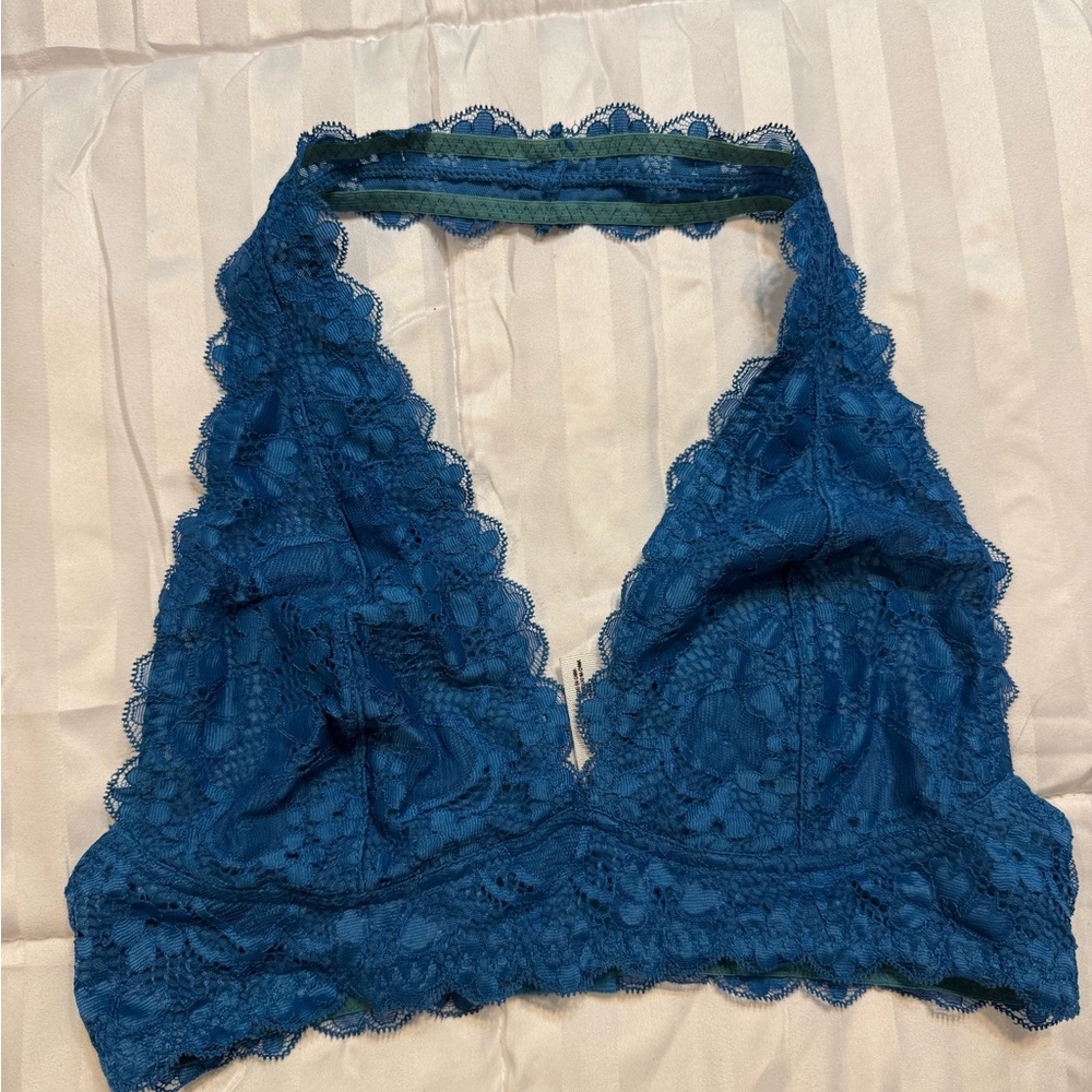 Chic Lace Halter Bralette in Teal